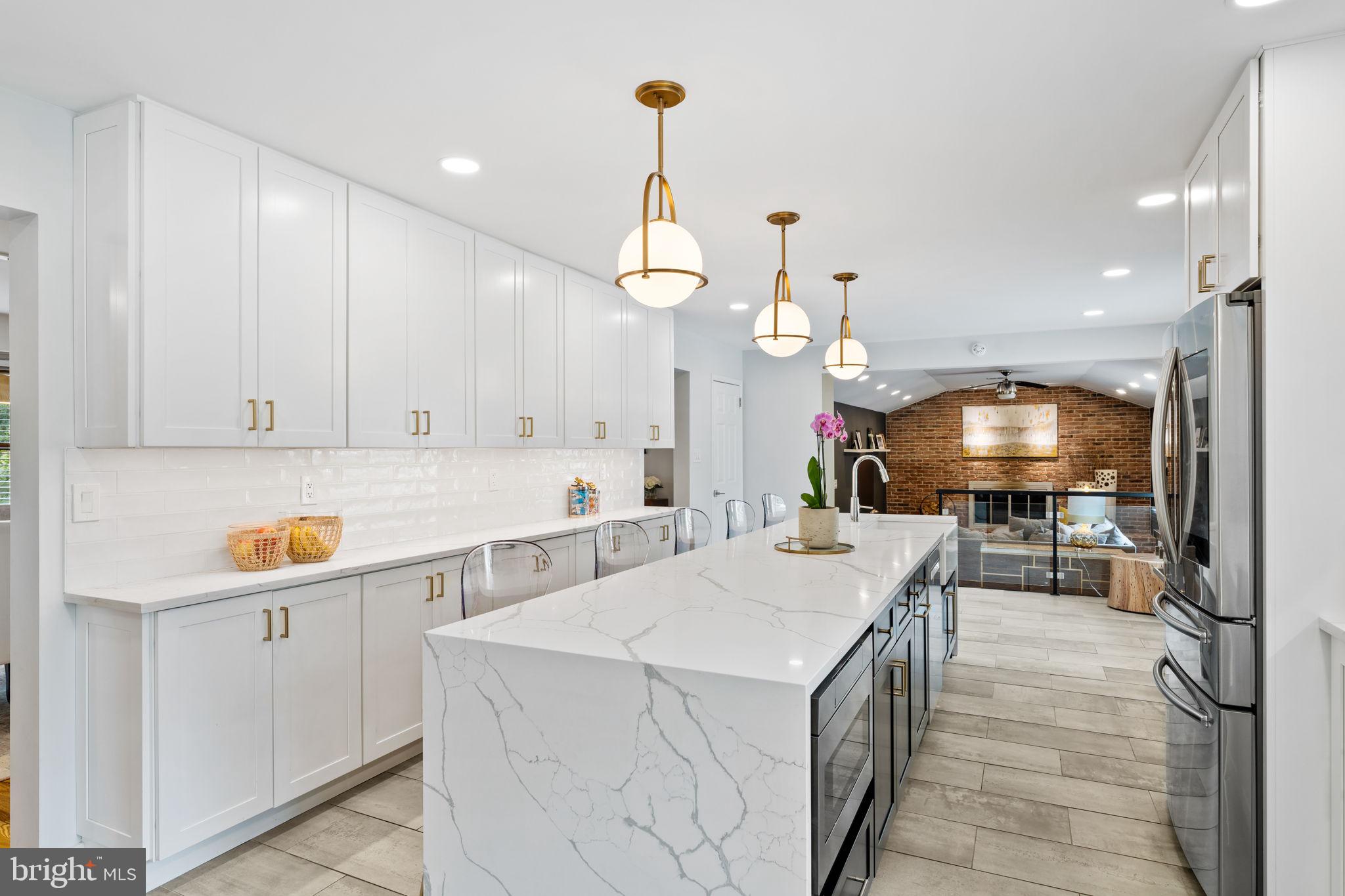 104 Eagle Dr