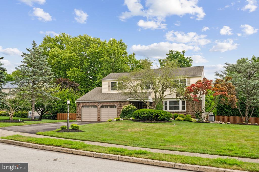 104 Eagle Dr