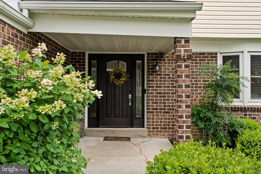 104 Eagle Dr