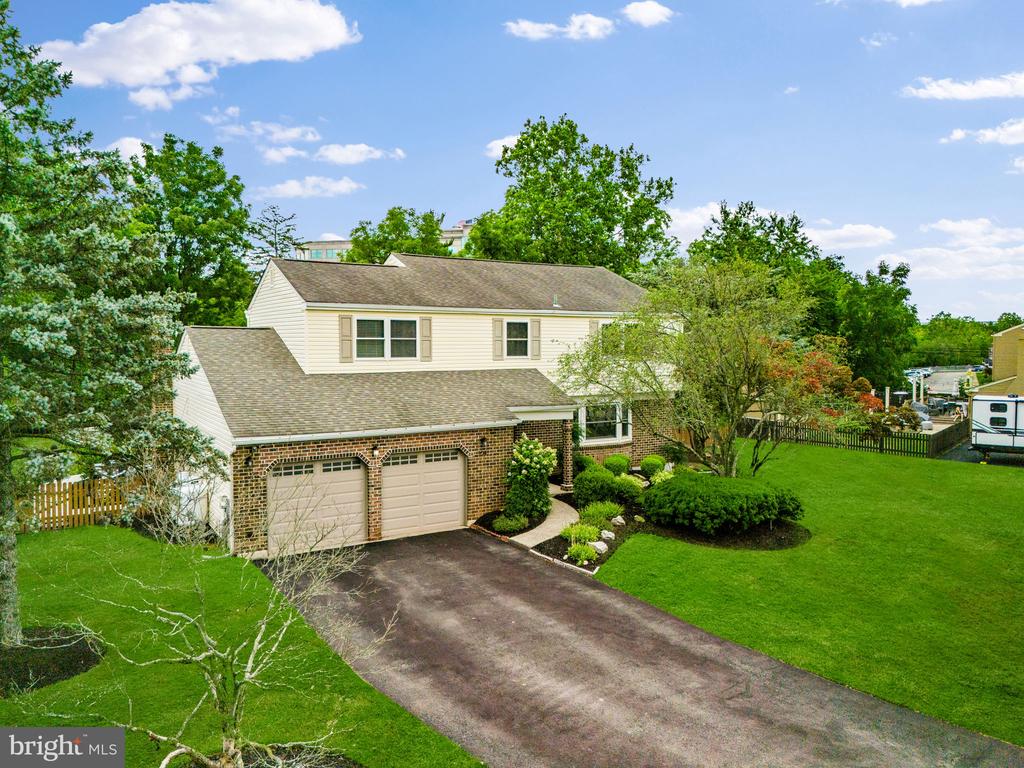 104 Eagle Dr