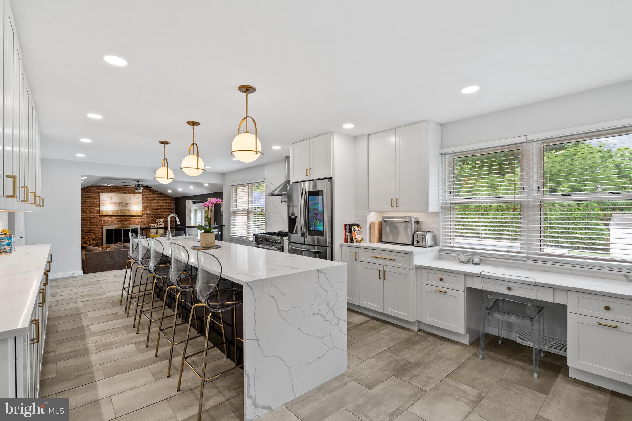 104 Eagle Dr