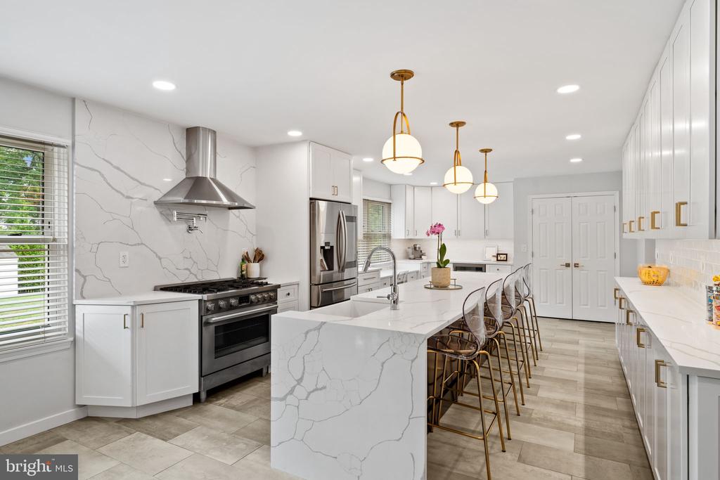 104 Eagle Dr