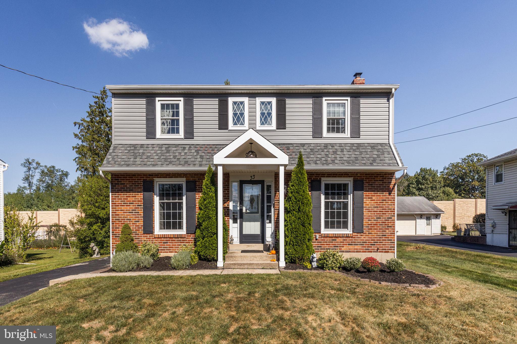 33 Colton Dr