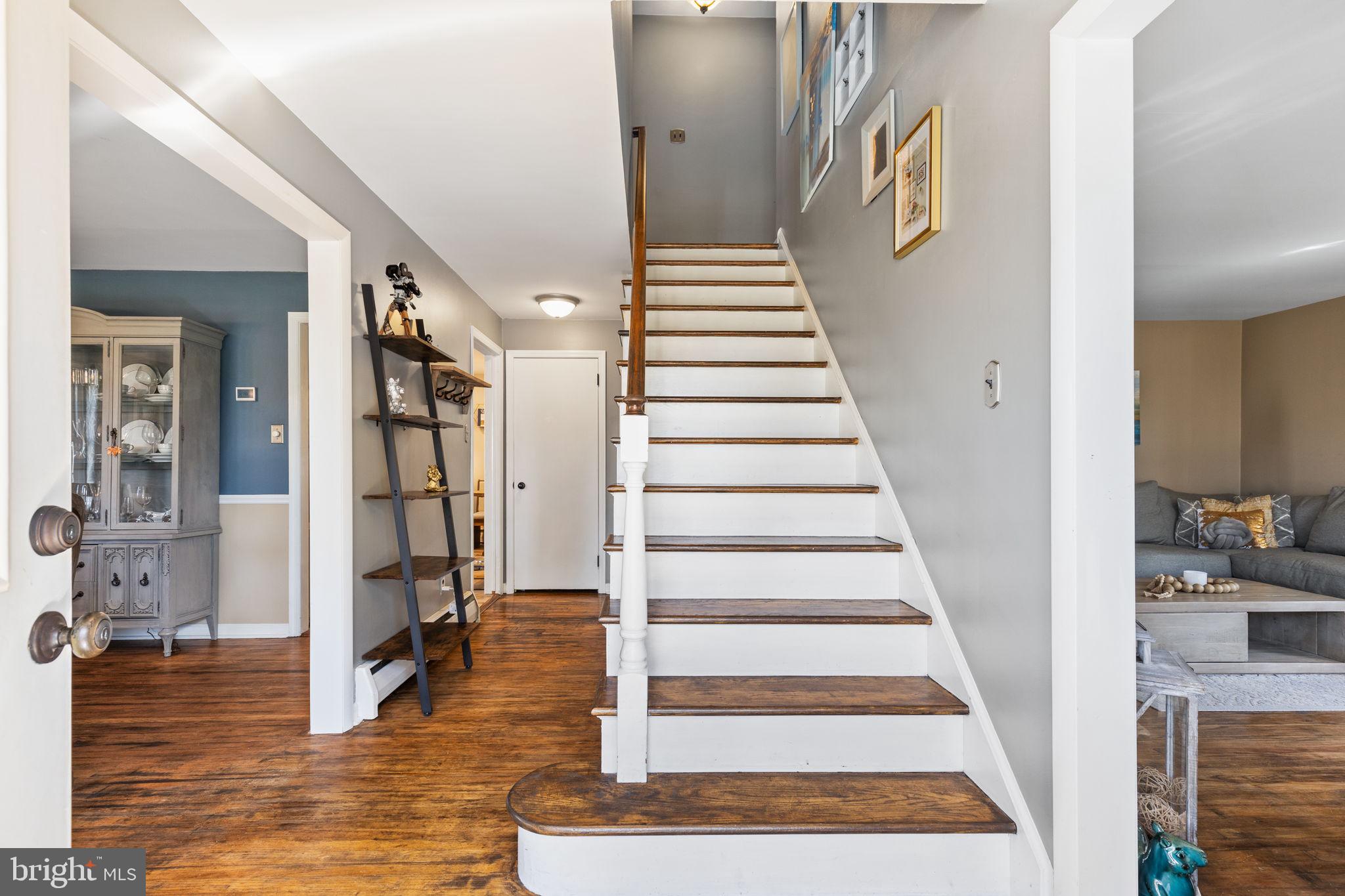 33 Colton Dr