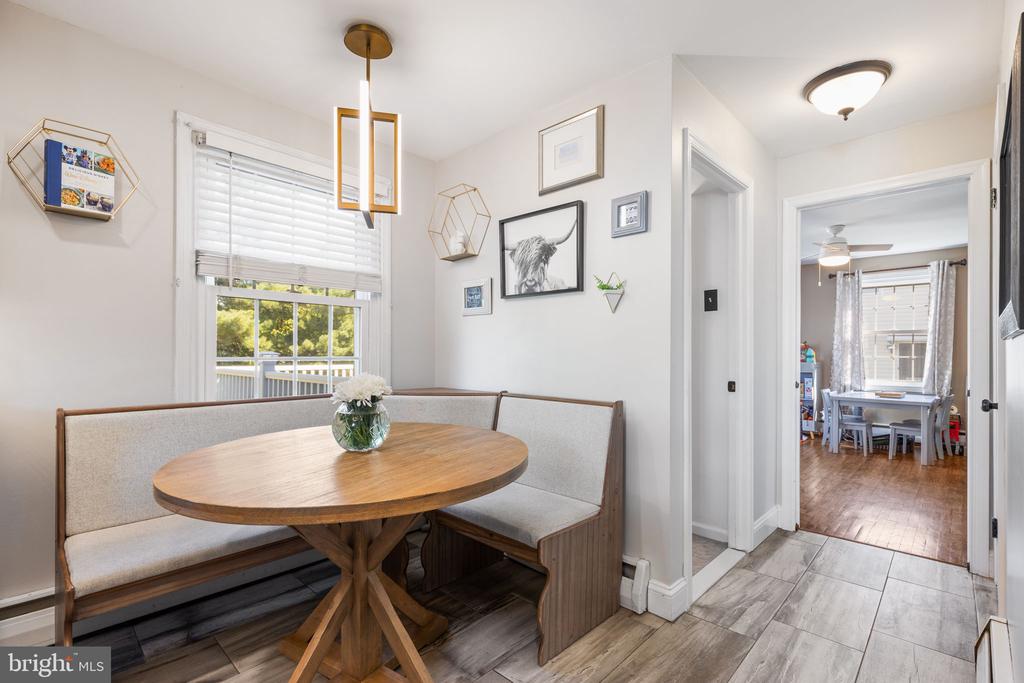 33 Colton Dr