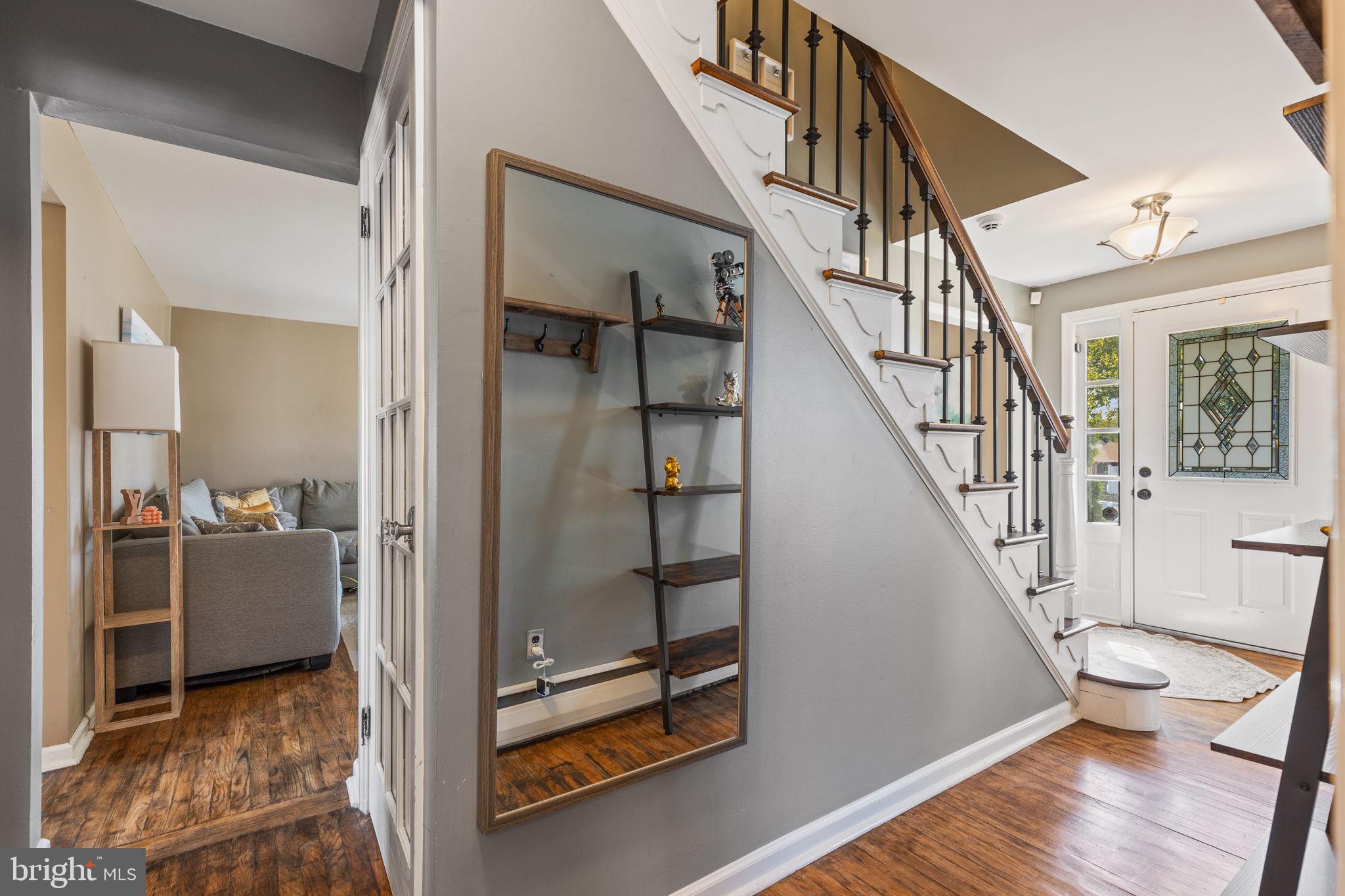 33 Colton Dr