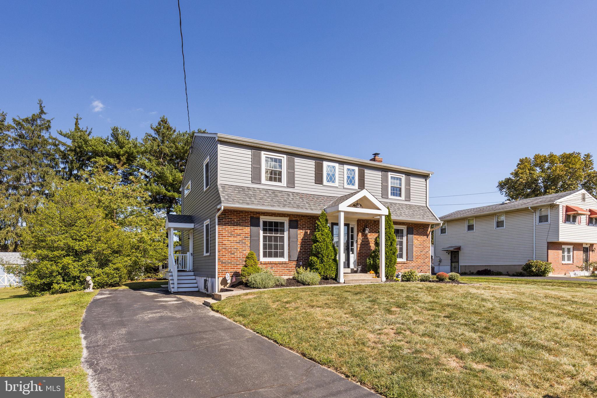 33 Colton Dr