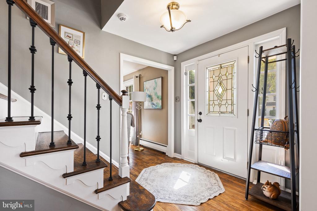 33 Colton Dr