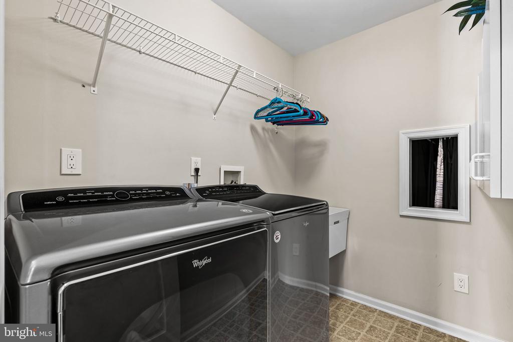 1112 Riverview Ln