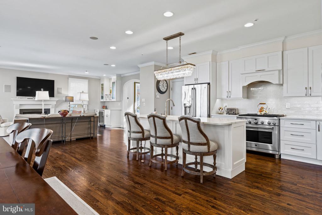 1112 Riverview Ln