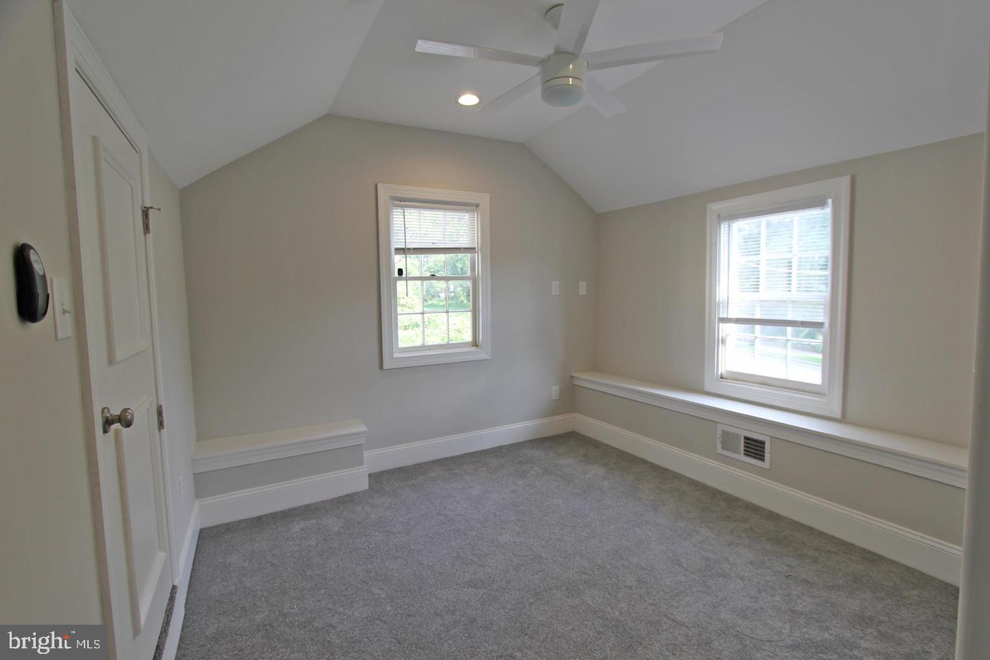 233 E MONTGOMERY AVENUE