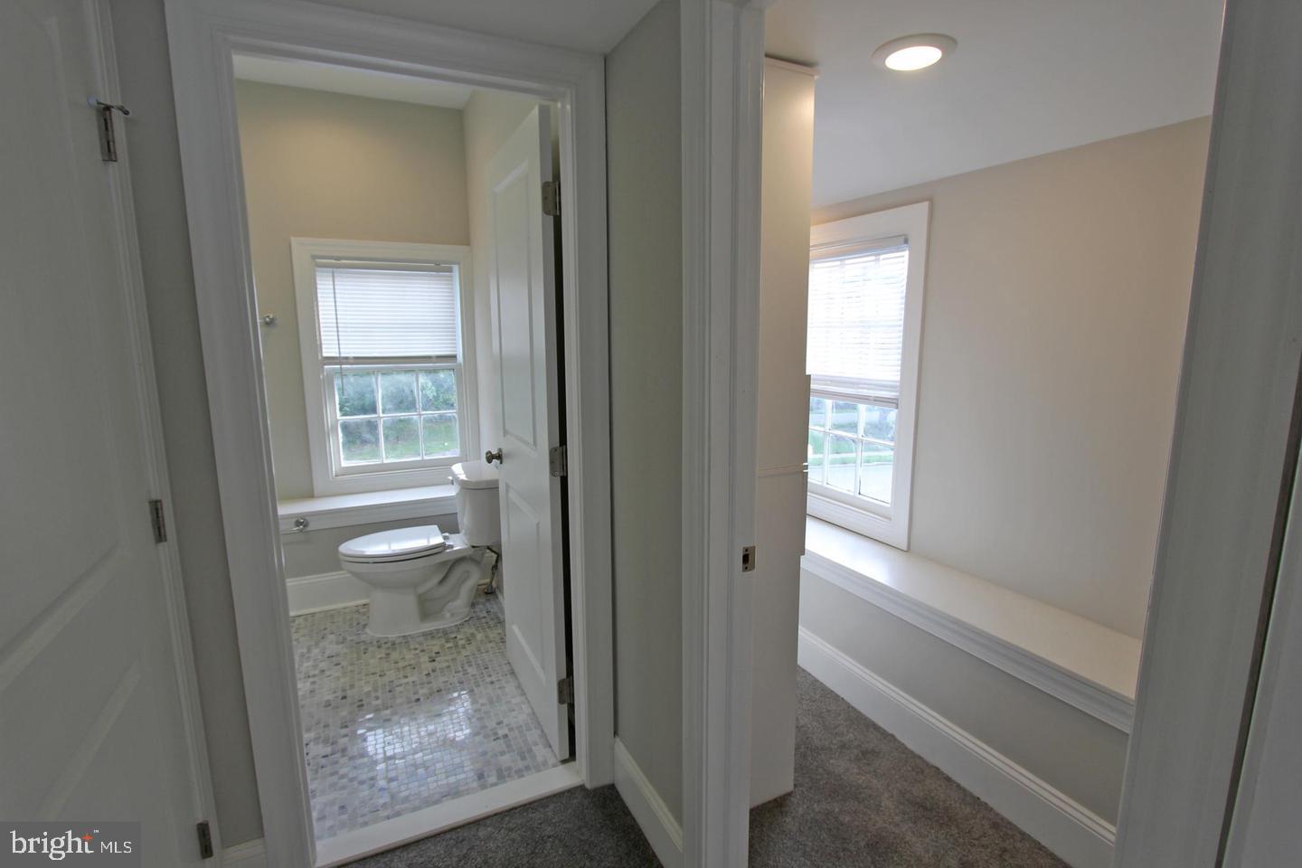 233 E MONTGOMERY AVENUE