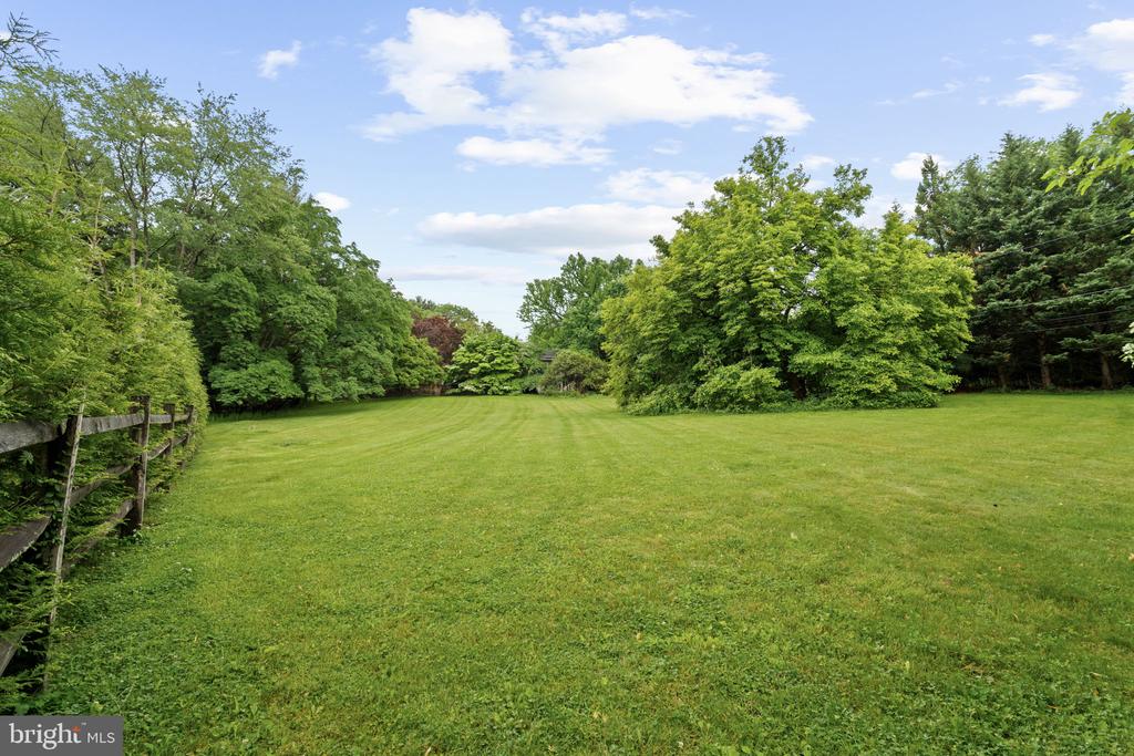 1508 SWEET BRIAR ROAD