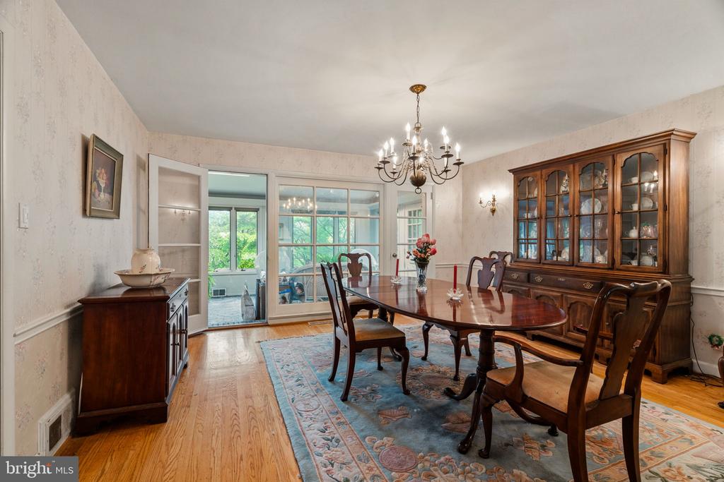 1508 SWEET BRIAR ROAD