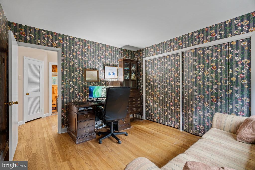 1508 SWEET BRIAR ROAD