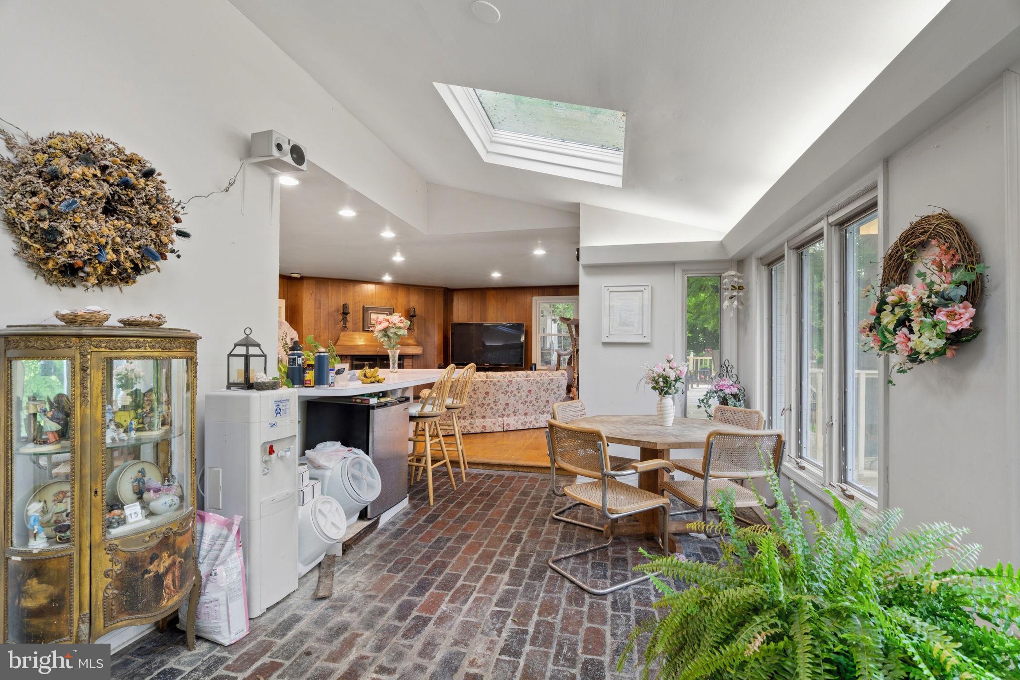 1508 SWEET BRIAR ROAD