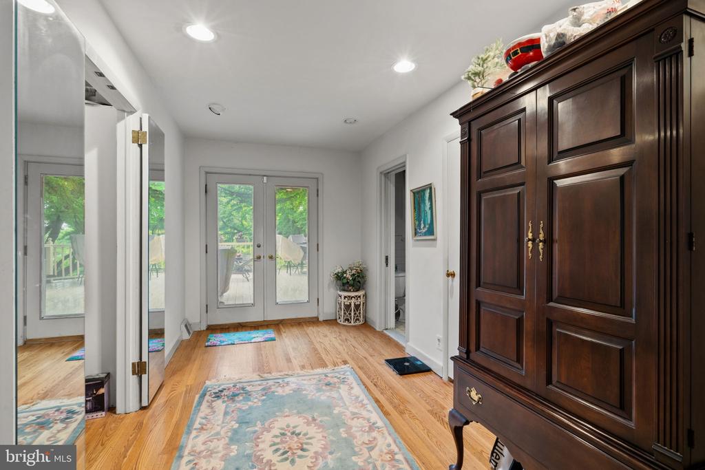 1508 SWEET BRIAR ROAD