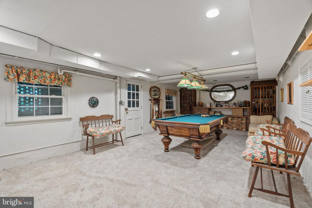 1508 SWEET BRIAR ROAD