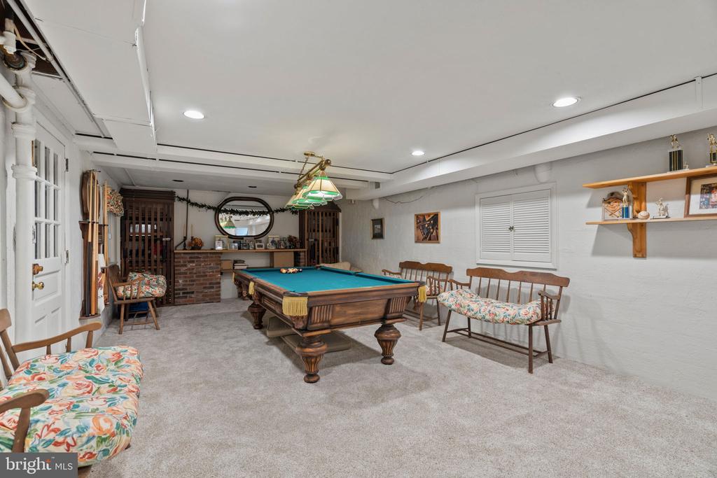 1508 SWEET BRIAR ROAD