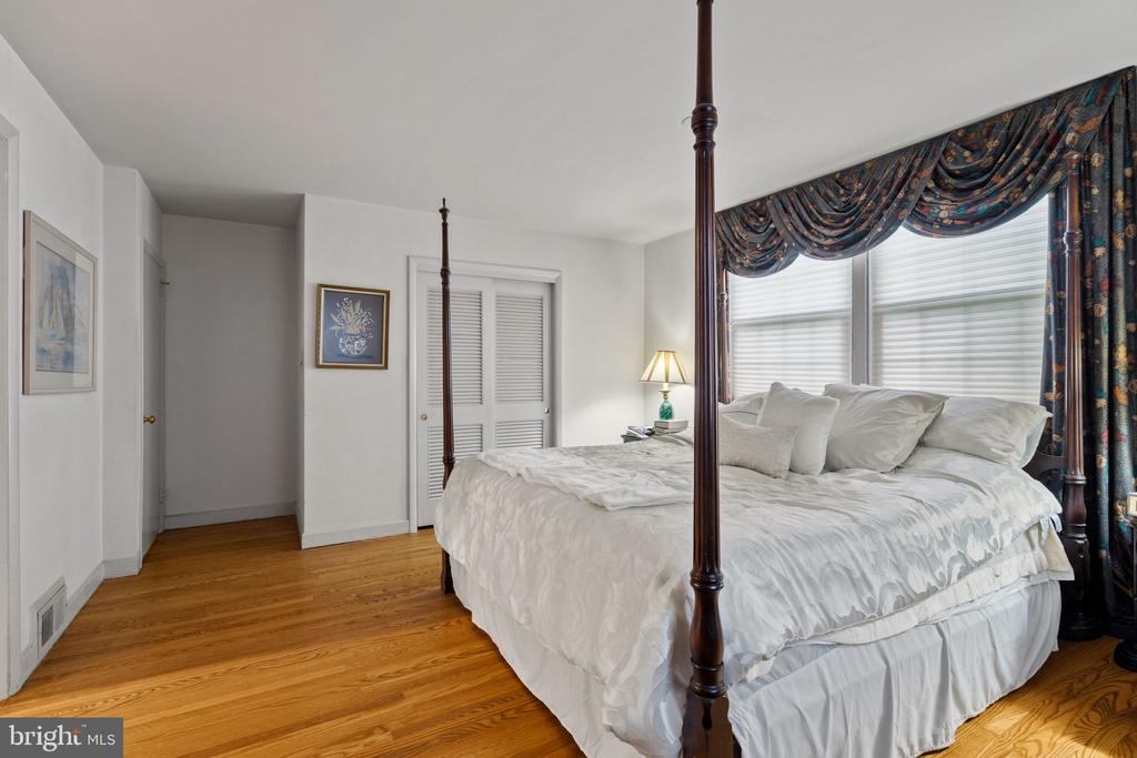 1508 SWEET BRIAR ROAD