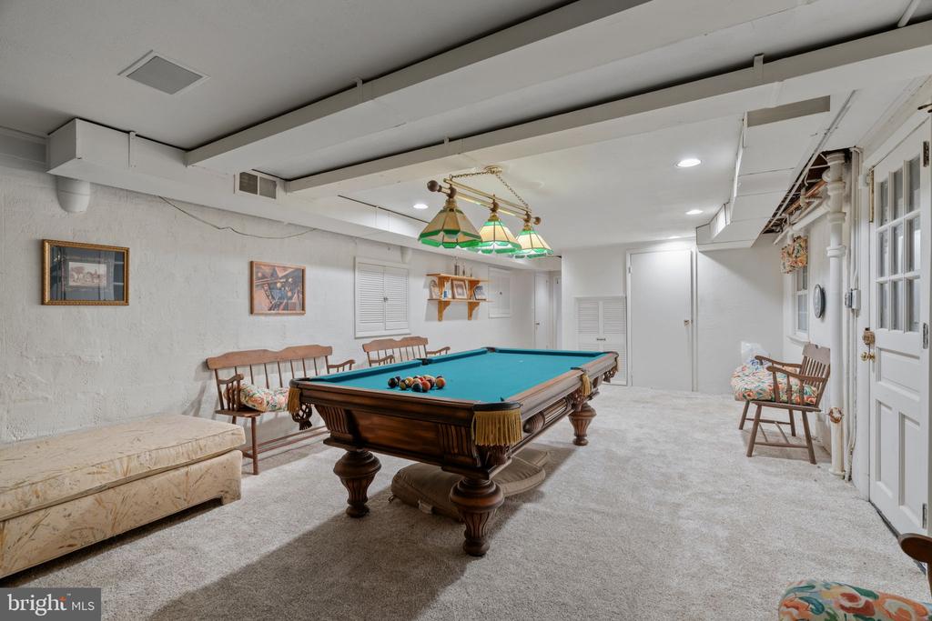 1508 SWEET BRIAR ROAD