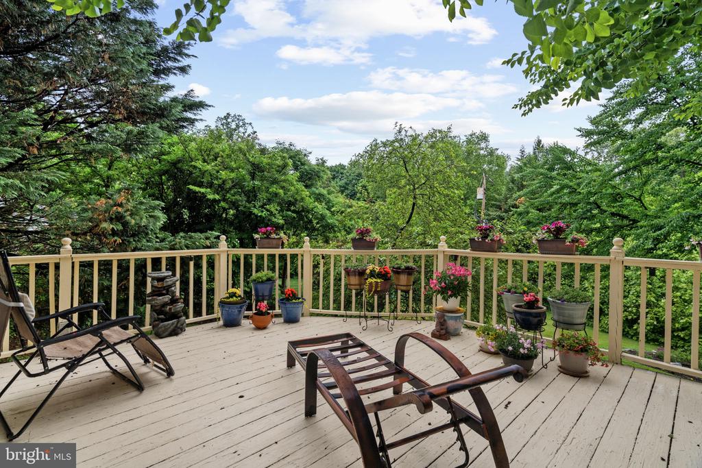1508 SWEET BRIAR ROAD