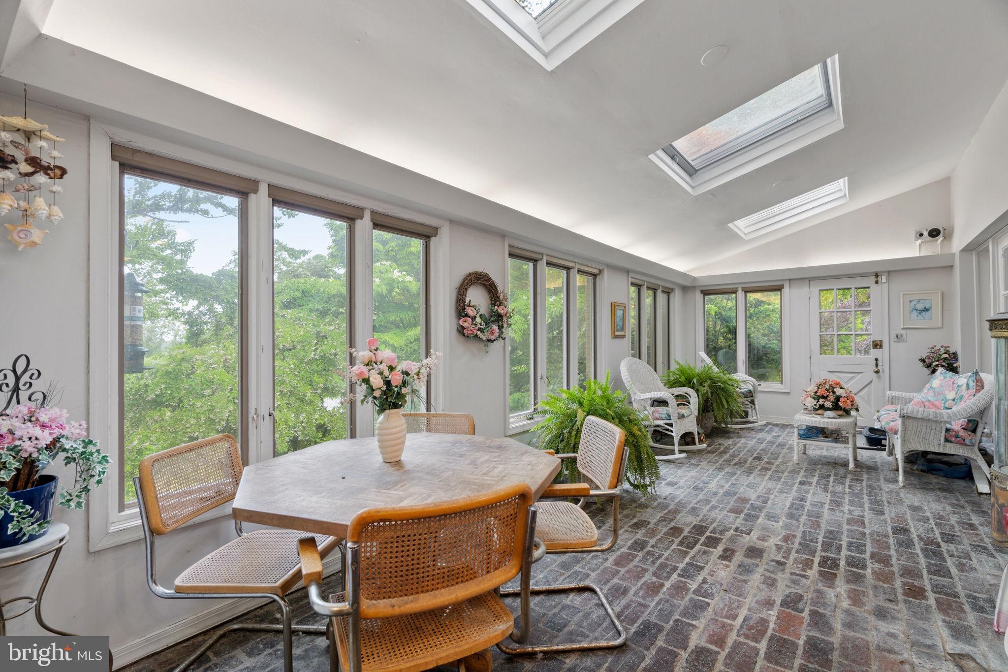 1508 SWEET BRIAR ROAD