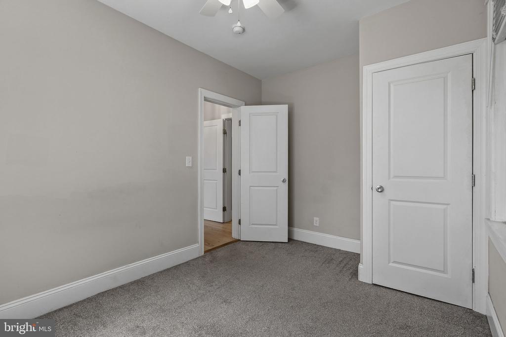 1515 BUTLER PIKE
