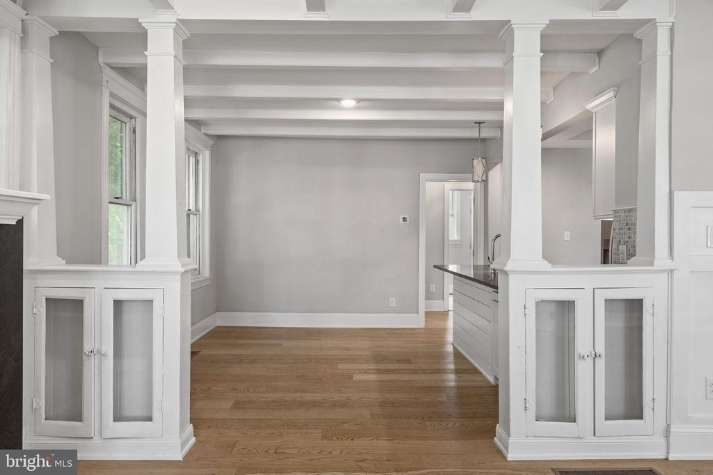 1515 BUTLER PIKE