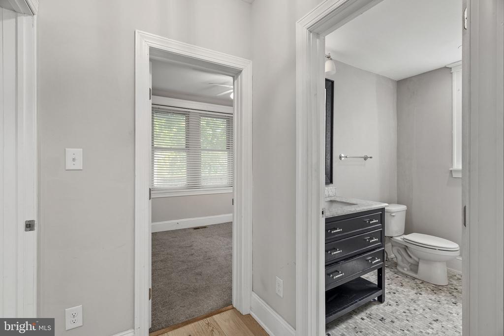 1515 BUTLER PIKE