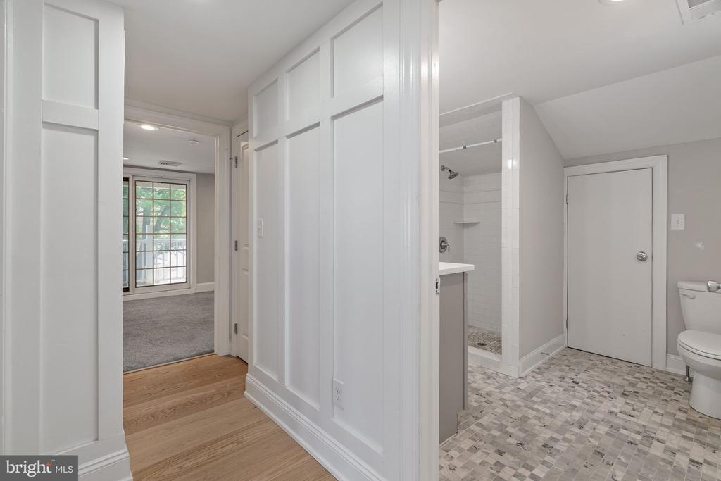 1515 BUTLER PIKE