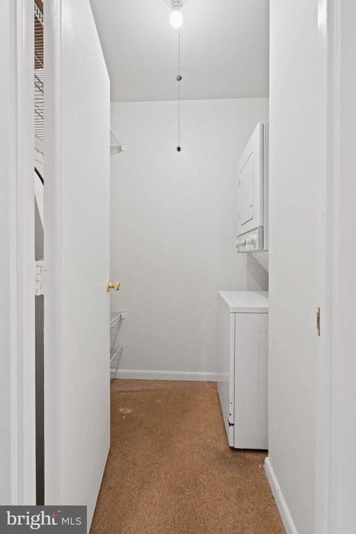 1637 OAKWOOD DRIVE Unit: CONDO 215