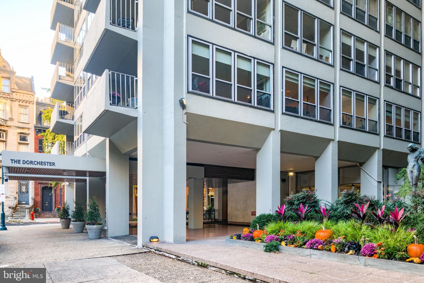 224 W Rittenhouse SQUARE Unit: 1802
