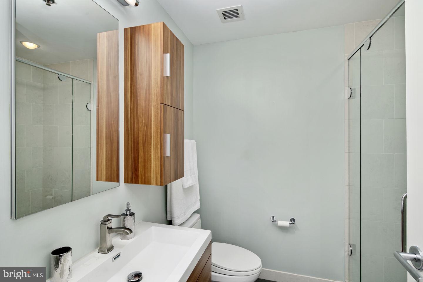 2101 Market STREET Unit: 2606