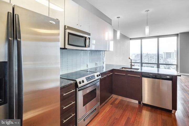 2101 Market STREET Unit: 2308
