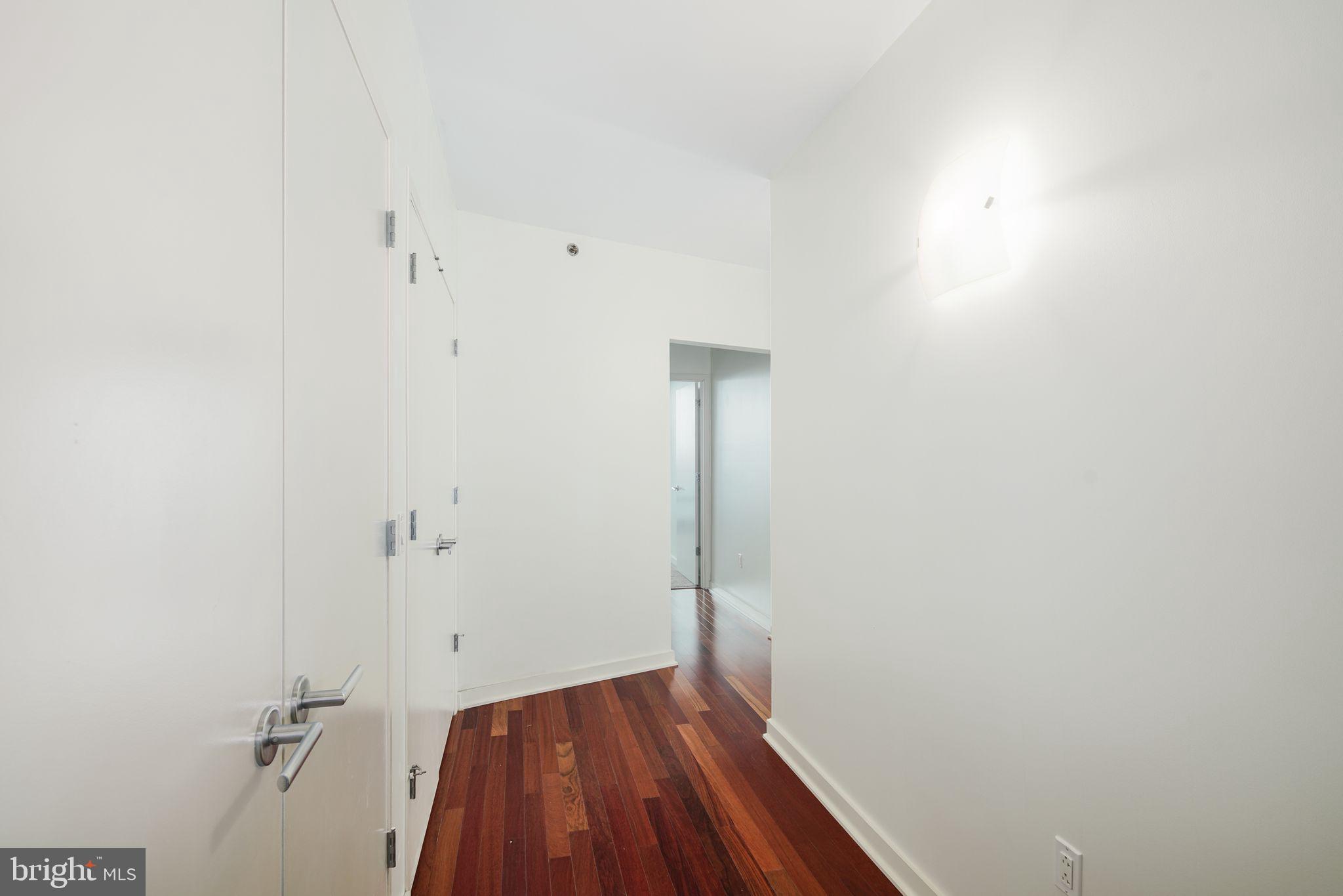 2101 Market STREET Unit: 2302