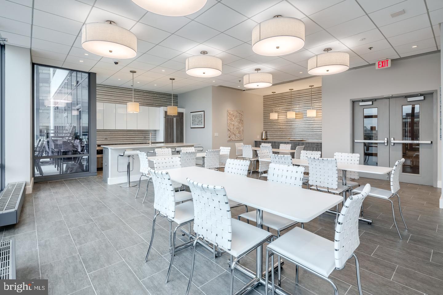 2101 Market STREET Unit: 2302