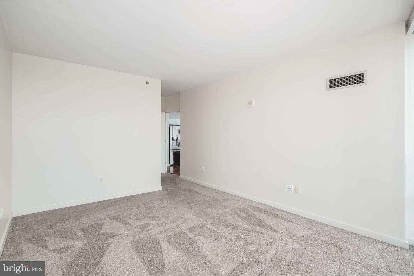 2101 Market STREET Unit: 2302