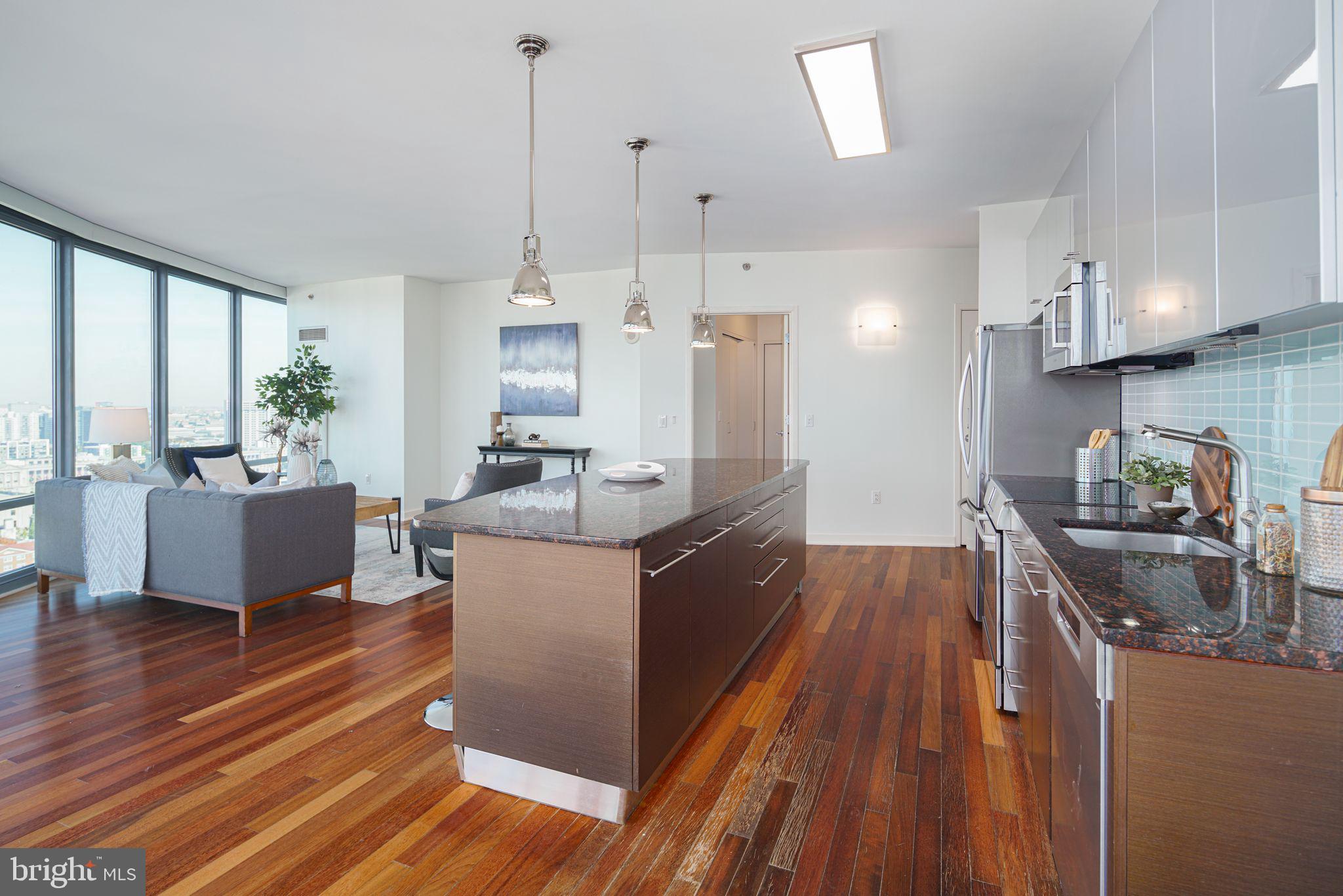 2101 Market STREET Unit: 2302