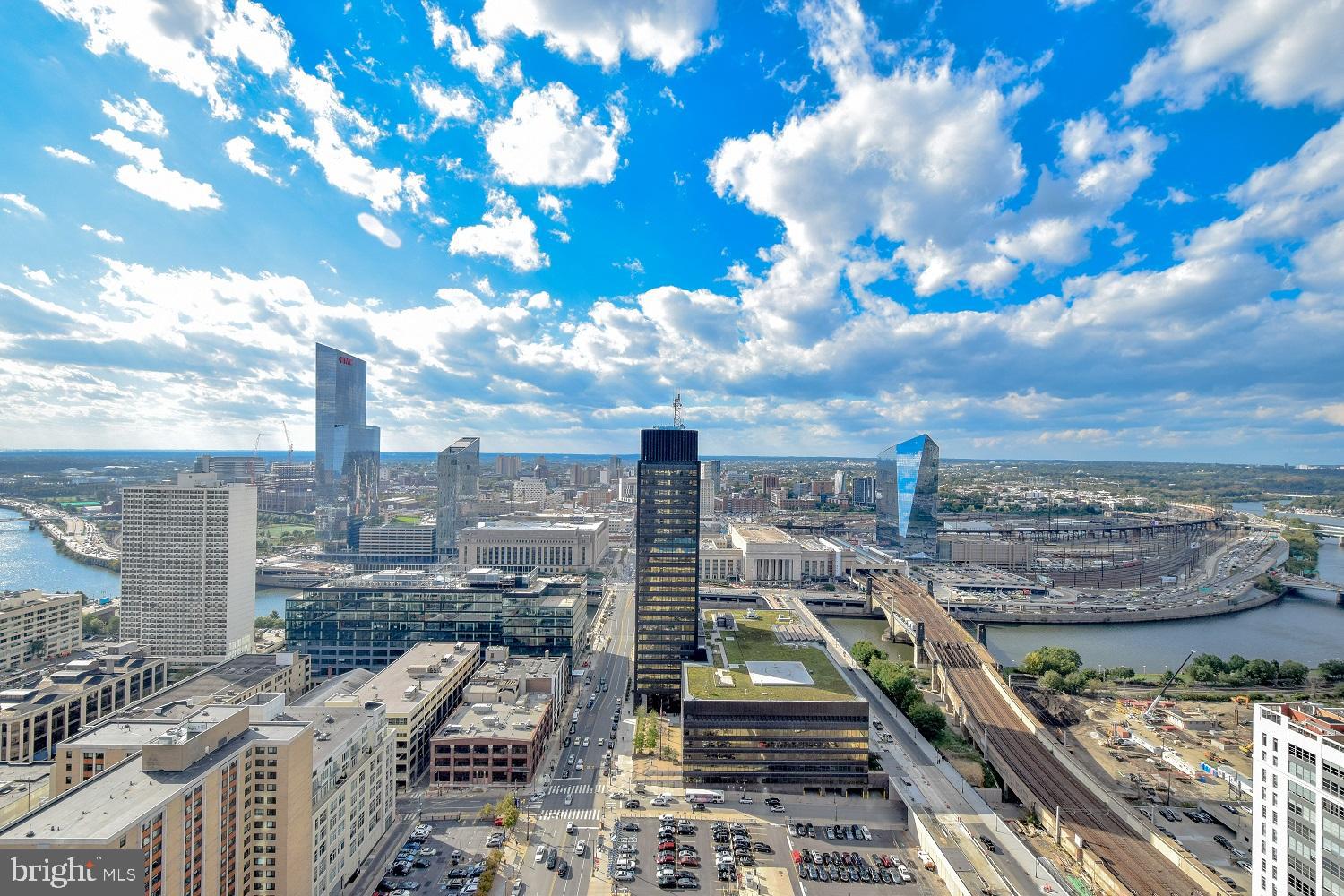 2101 Market STREET Unit: 2302