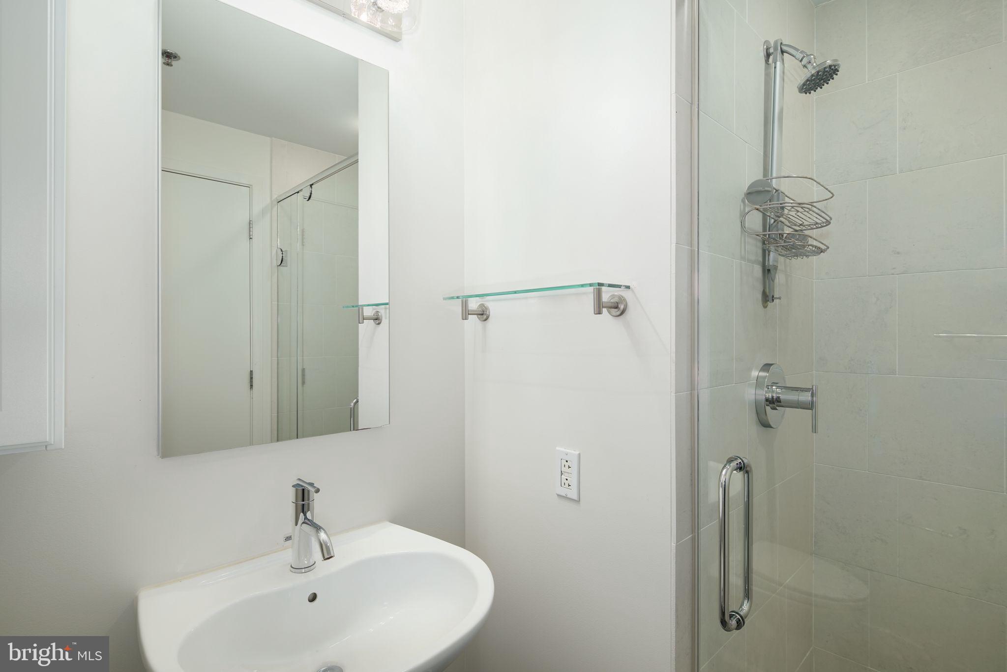 2101 Market STREET Unit: 2302