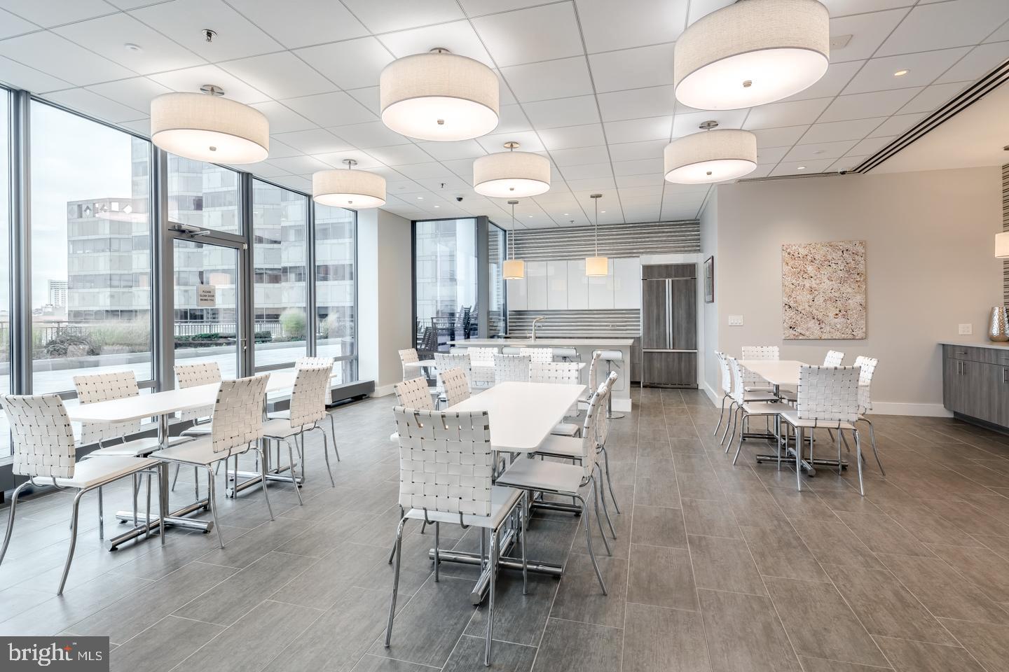 2101 Market STREET Unit: 2302
