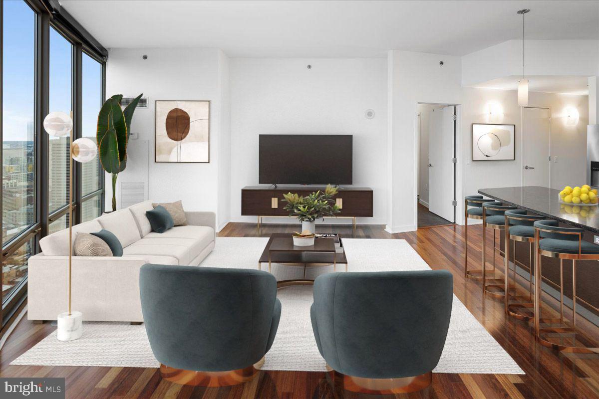 2101 Market Street Unit: 3902