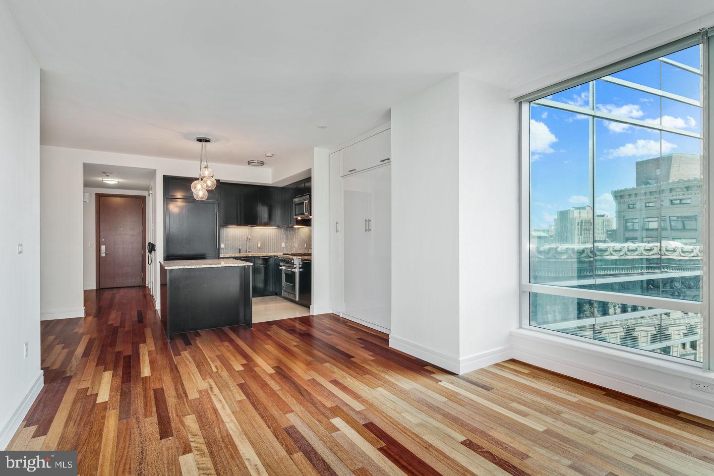 1414 S Penn Sq #23g