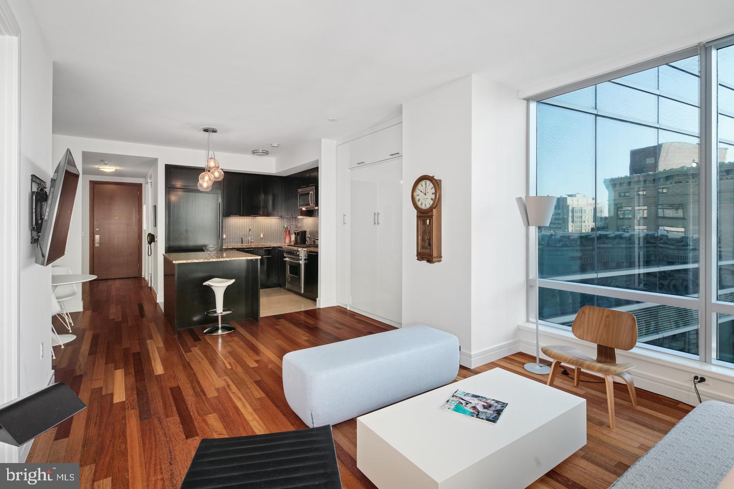1414 S Penn Sq #23g