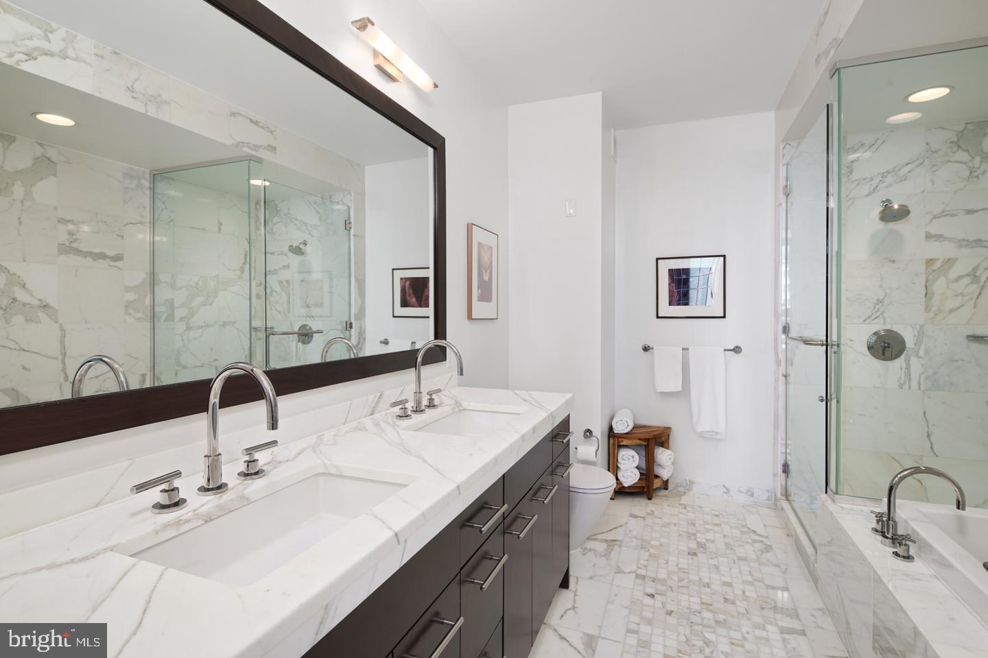 1414 S Penn Sq #23g