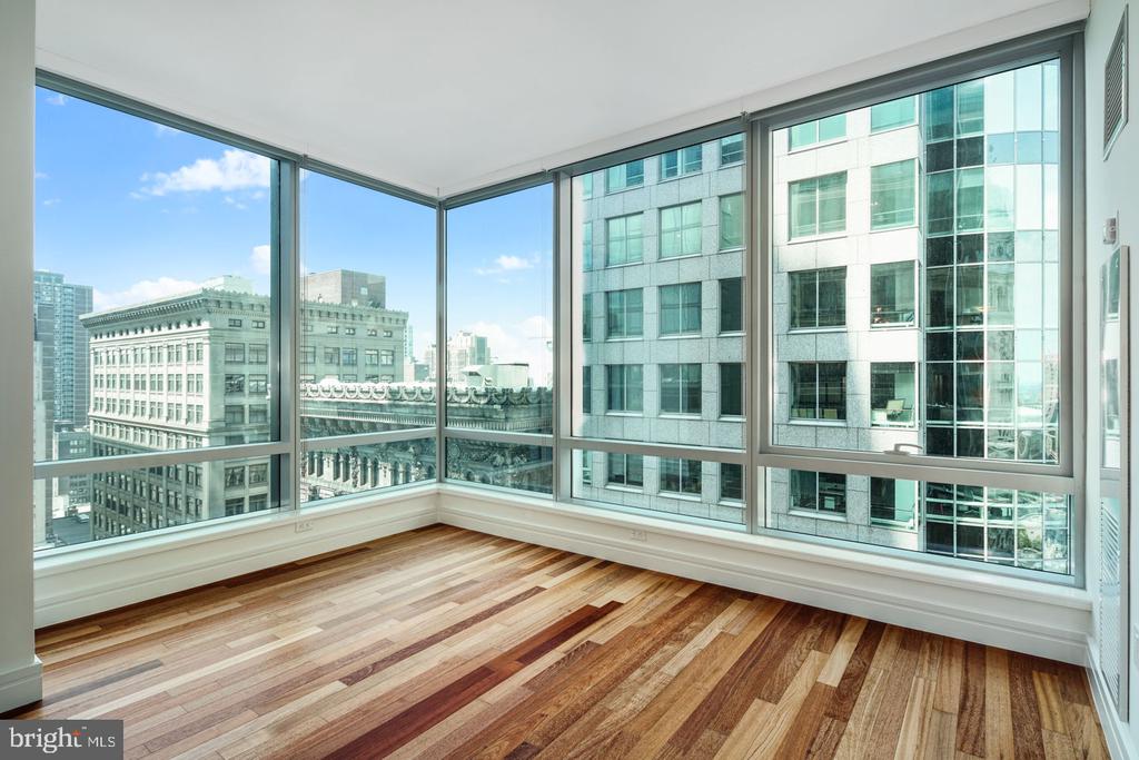 1414 S Penn Sq #23g