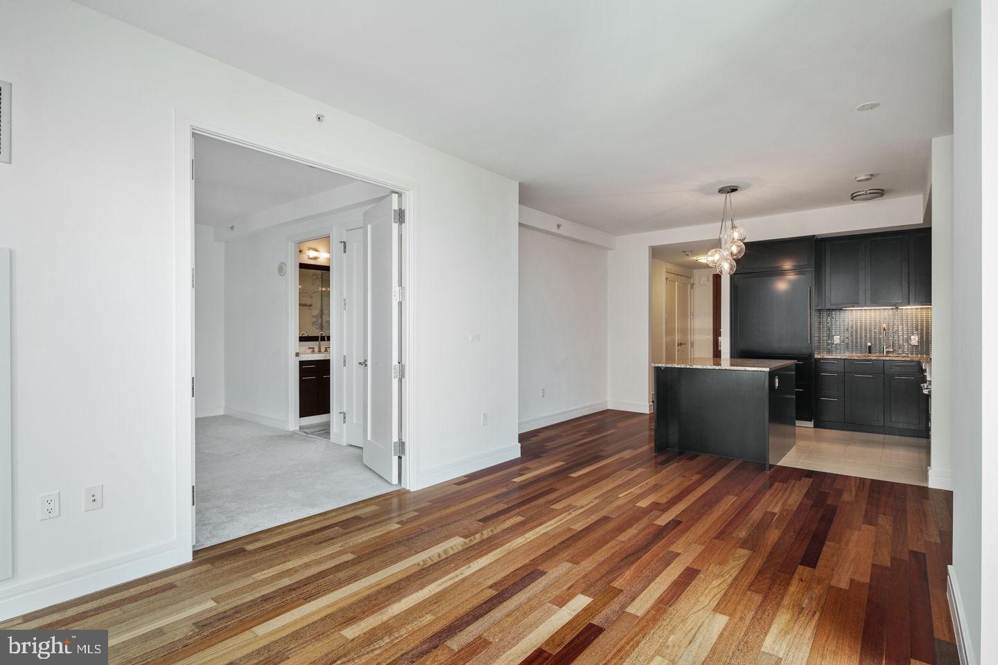 1414 S Penn Sq #23g
