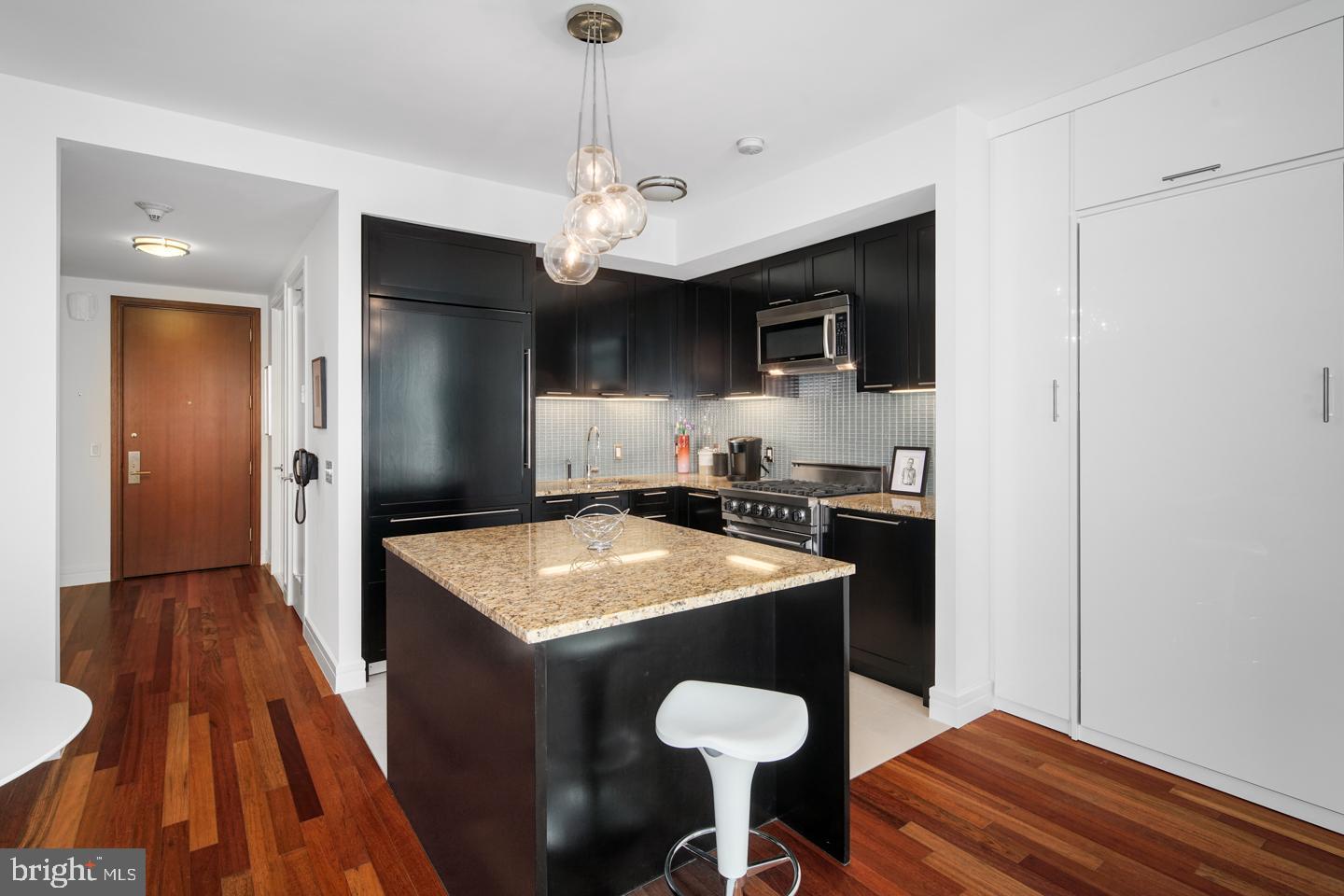 1414 S Penn Sq #23g