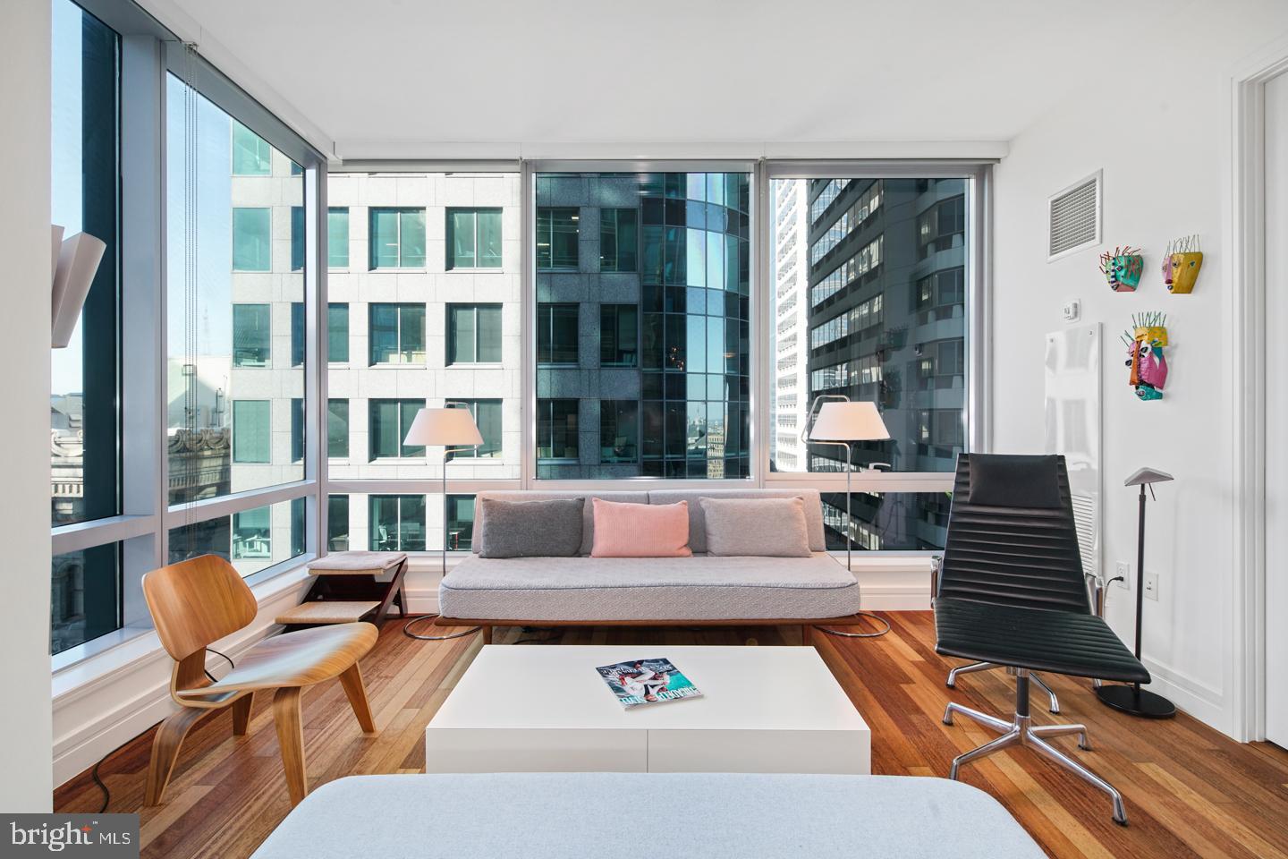 1414 S Penn Sq #23g